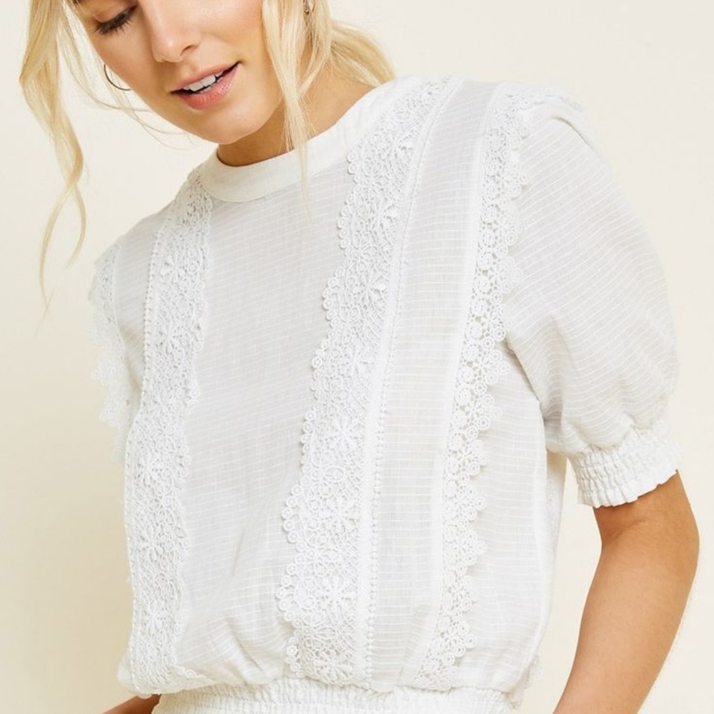 Lace Puff-Sleeve Crop Top